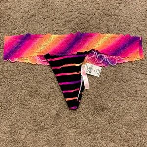 BRAND NEW Victoria Secret PINK thong